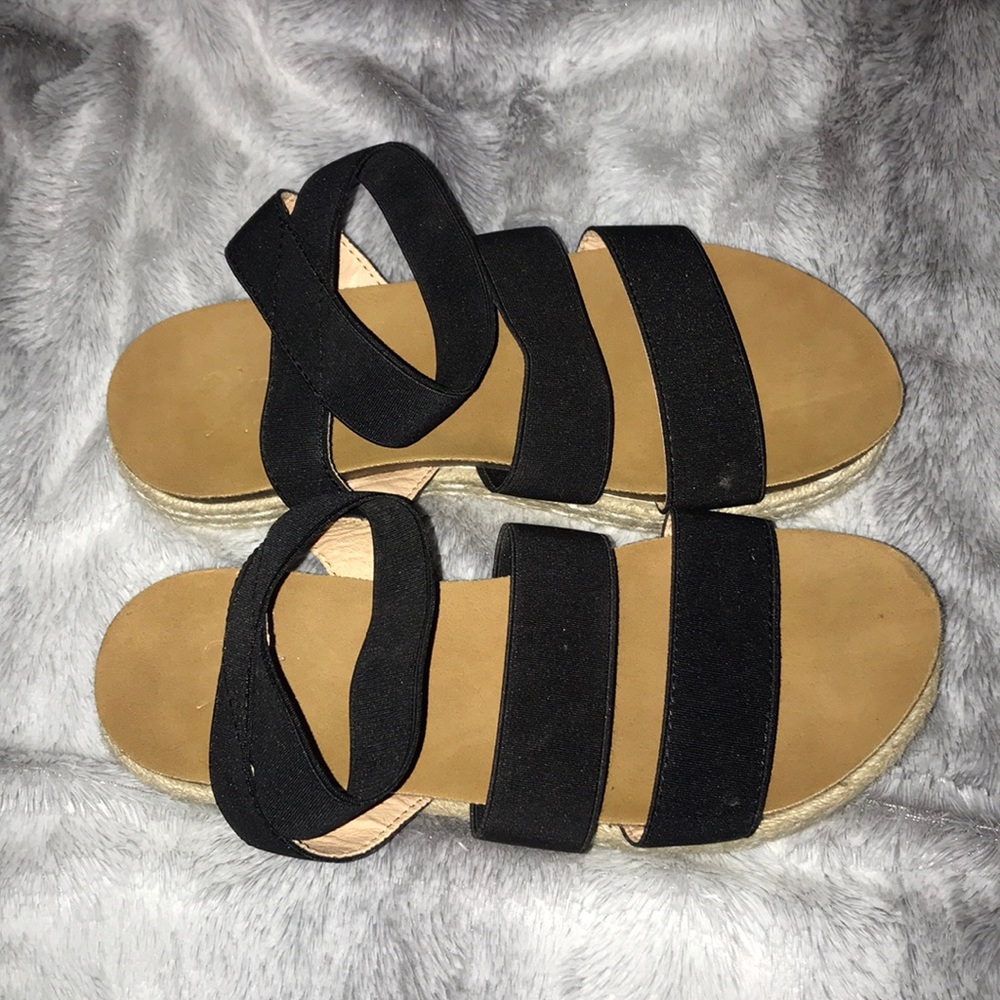 black platform sandals